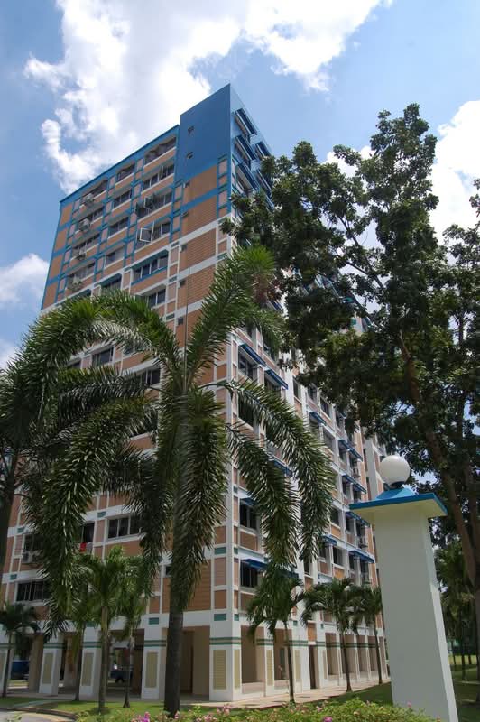 568 Pasir Ris Street 51