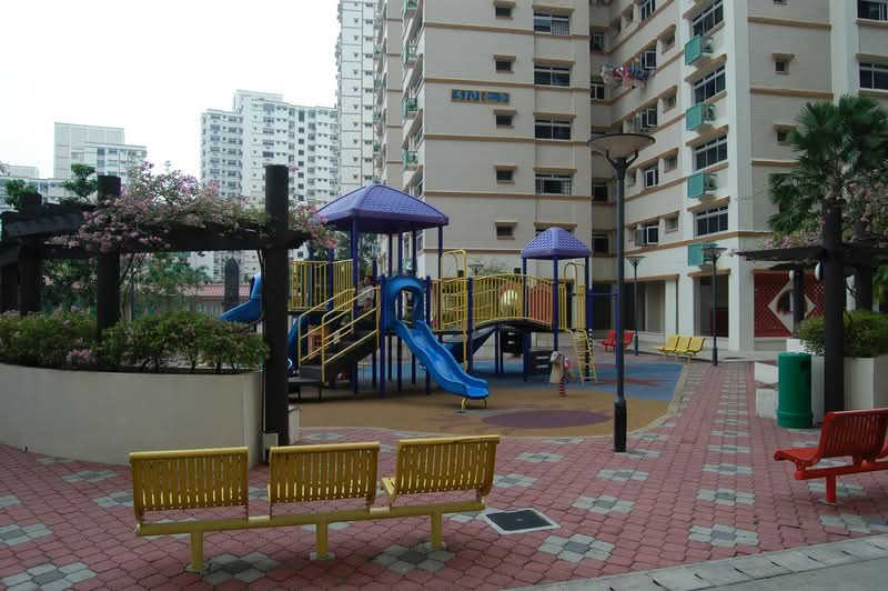 504 Pasir Ris Street 52