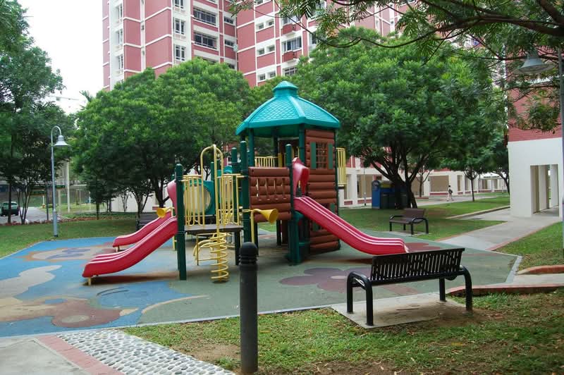 584 Pasir Ris Street 53