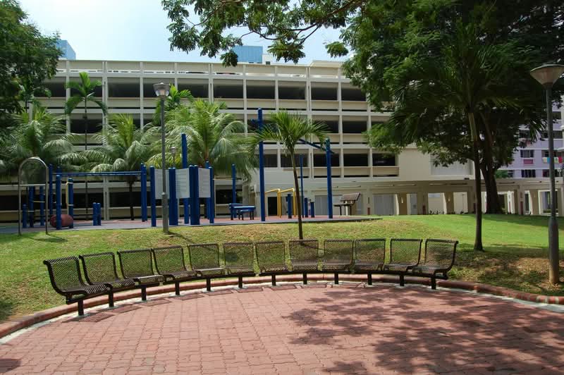 740 Pasir Ris Street 71