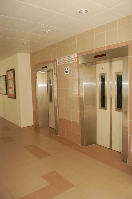 748 Pasir Ris Street 71