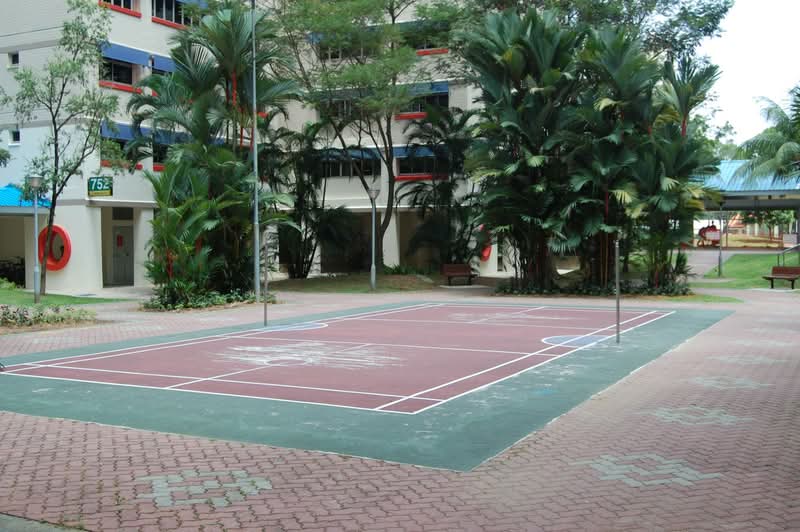 755 Pasir Ris Street 71