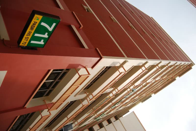 711 Pasir Ris Street 72