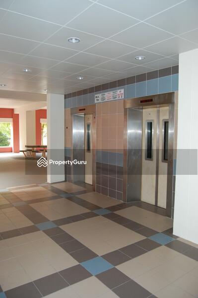 For Rent - 725 Pasir Ris Street 72