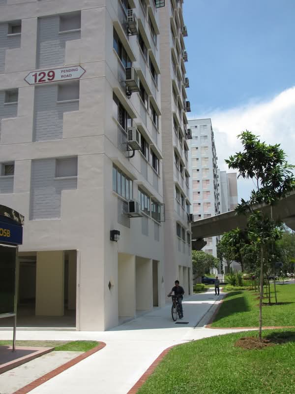 129 Pending Road