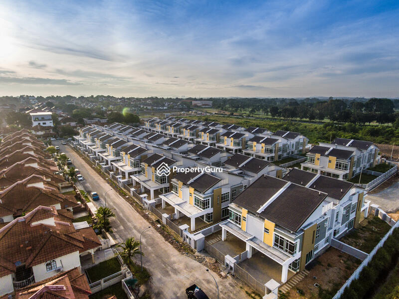 Quadz Kemuning Greenhills (SemiDetached House) for Sale/Rent, 2024