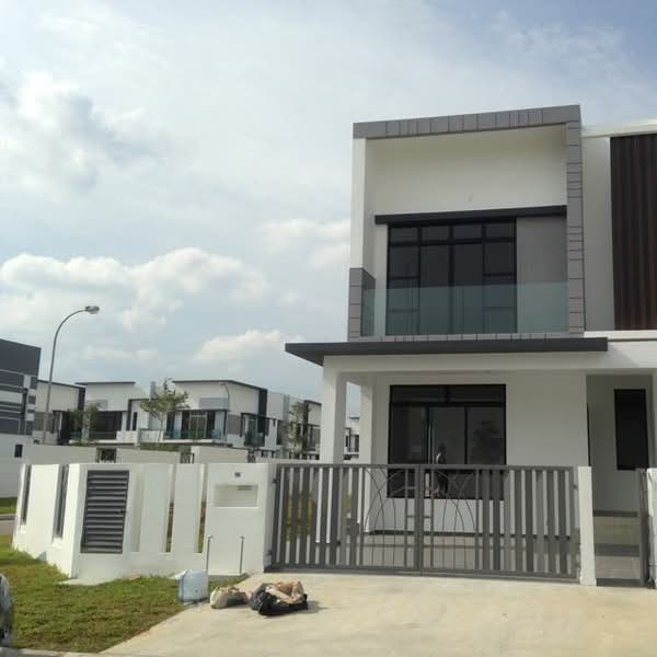 Semi-Detached House for Sale in Johor Bahru (Johor) - Janice Khoo - PropertyGuru.com.my