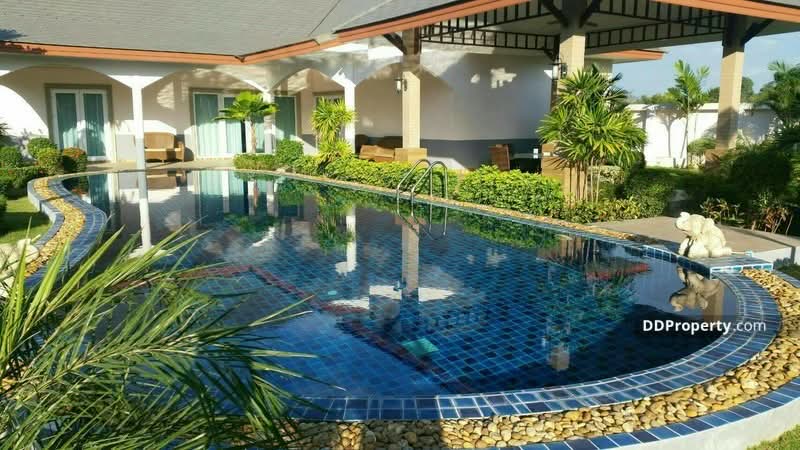 Baan Dusit Pattaya Lake : บ้านดุสิต พัทยา เลค