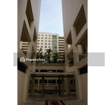 106 Punggol Field