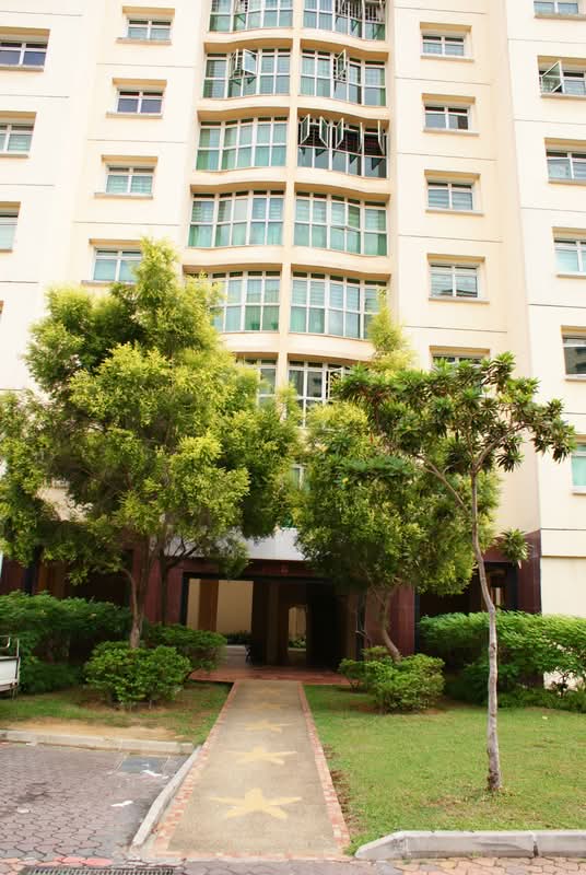 102B Punggol Field