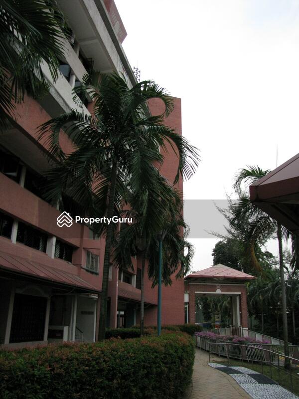 23B Queen's Close #0