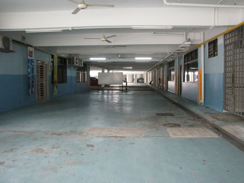 3 Queen's Road