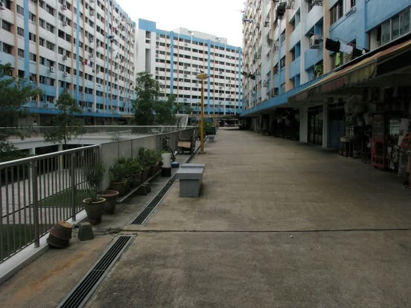 3 Queen's Road