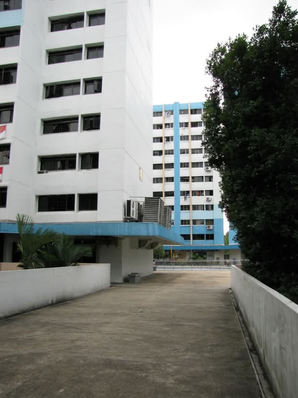 3 Queen's Road