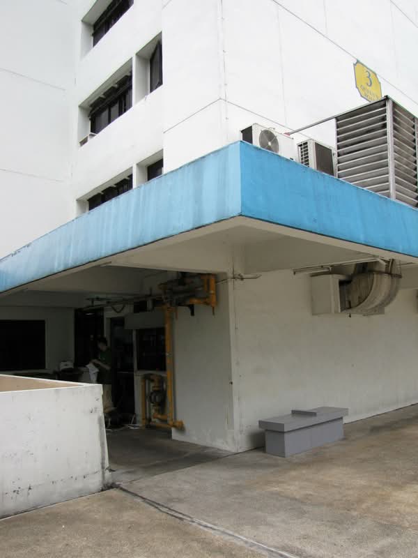 3 Queen's Road