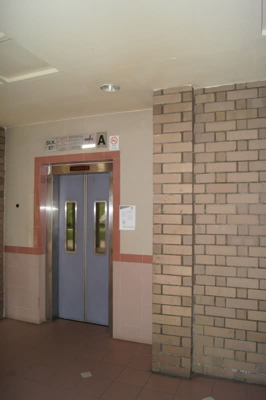 87 Redhill Close