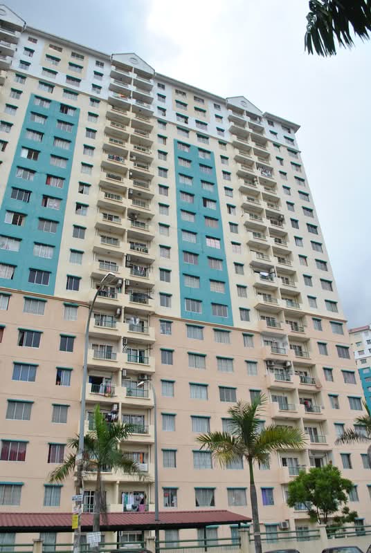Vista Pinggiran Apartment - iProperty.com.my