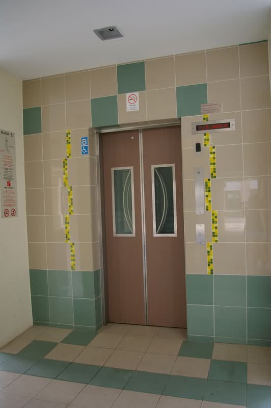 5 Saint George's Lane