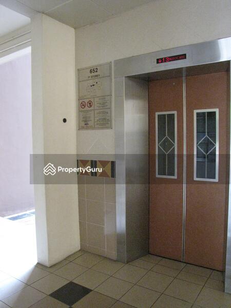 For Rent - 652 Senja Link