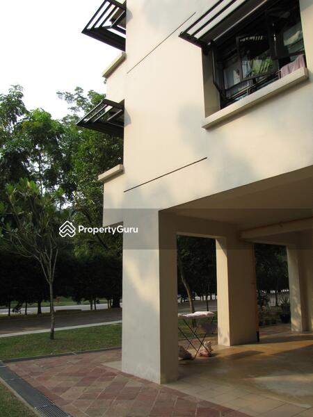 For Rent - 652 Senja Link