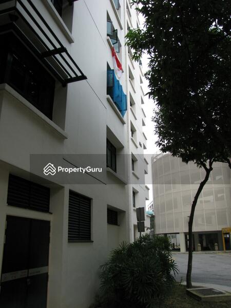 For Rent - 653 Senja Link