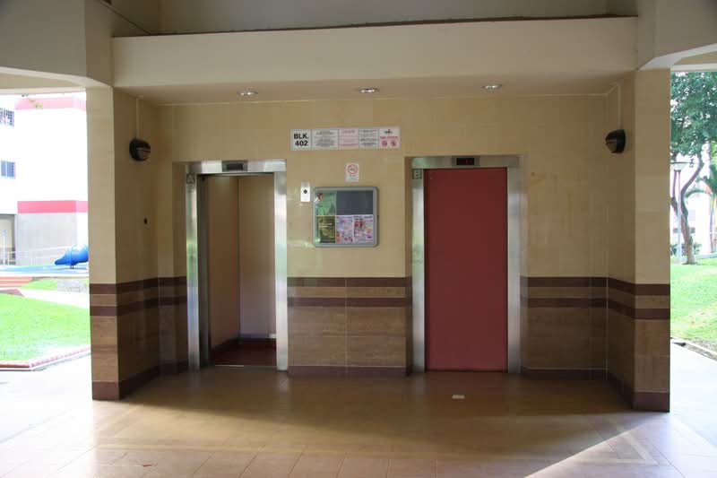 402 Serangoon Avenue 1