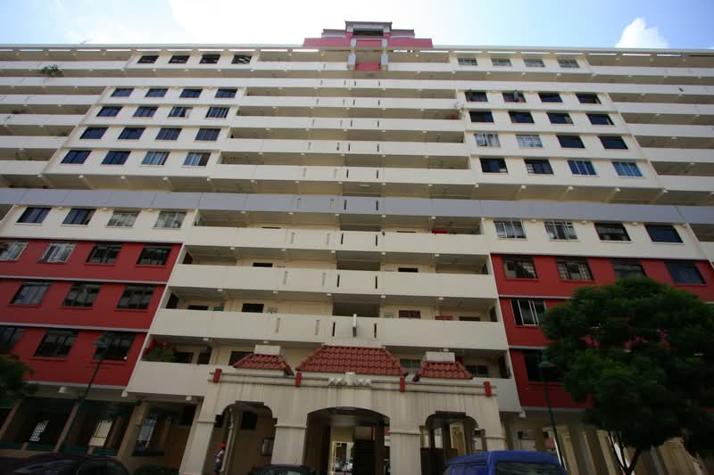 302 Serangoon Avenue 2