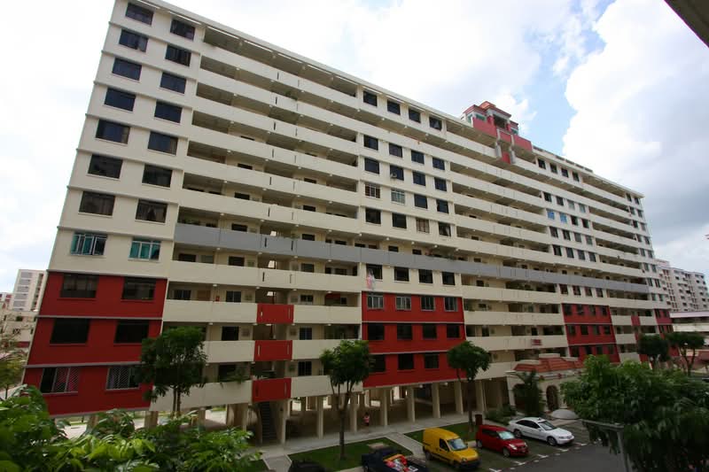 305 Serangoon Avenue 2