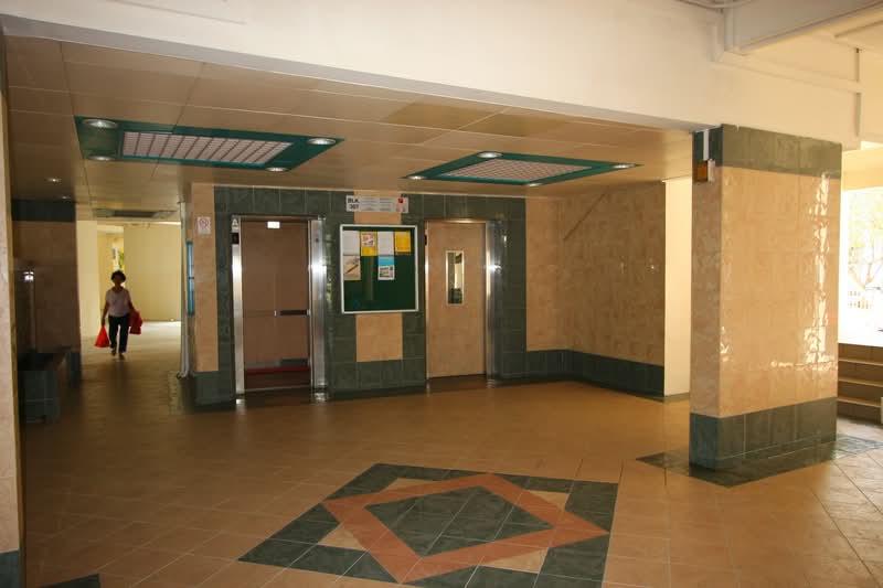 307 Serangoon Avenue 2