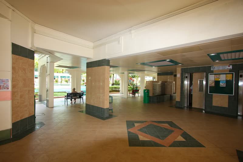 307 Serangoon Avenue 2