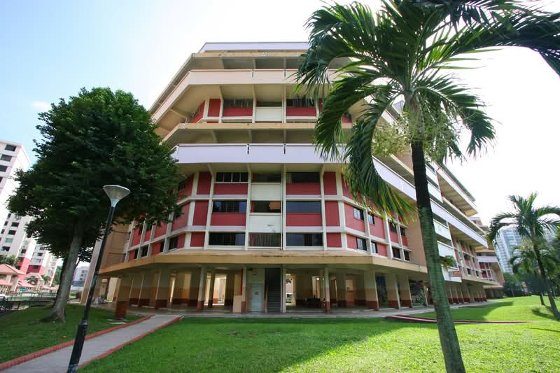 308 Serangoon Avenue 2