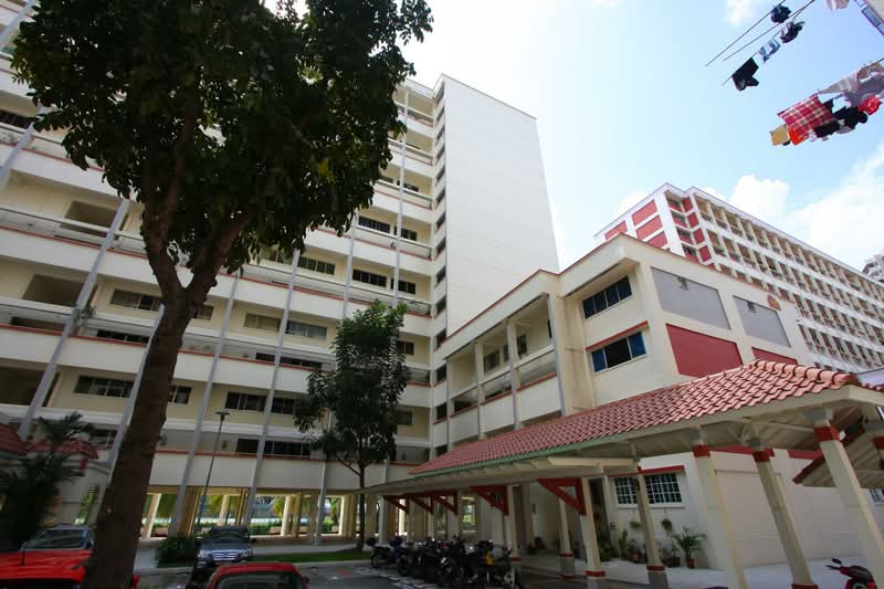 318 Serangoon Avenue 2
