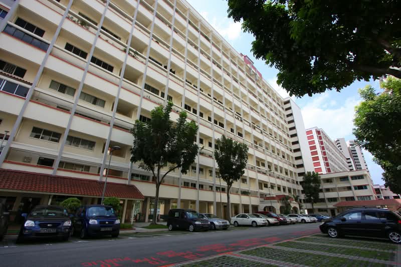 318 Serangoon Avenue 2