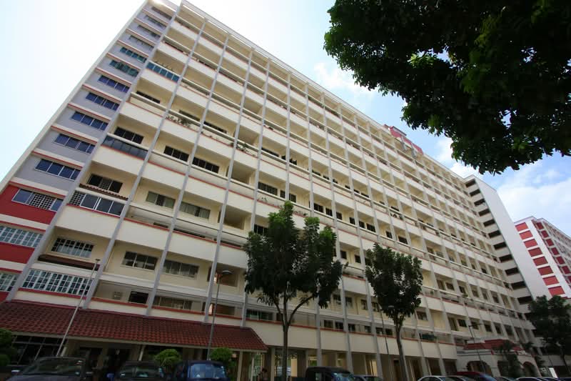 318 Serangoon Avenue 2