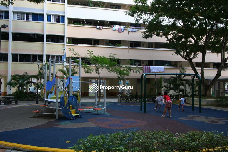 For Rent - 242 Serangoon Avenue 3