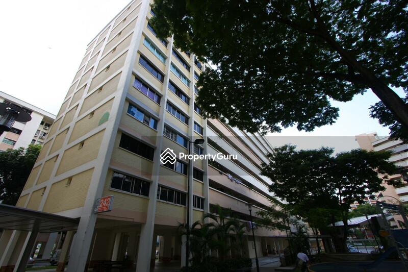 For Rent - 242 Serangoon Avenue 3