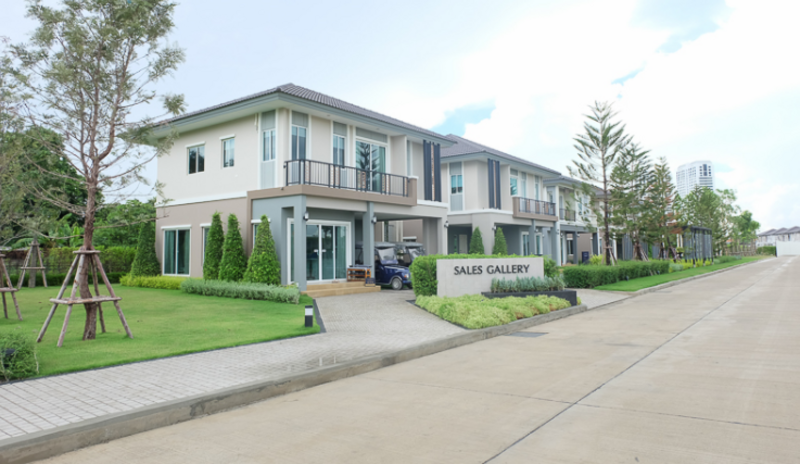 Passorn Prestiege Luxe Pattanakarn