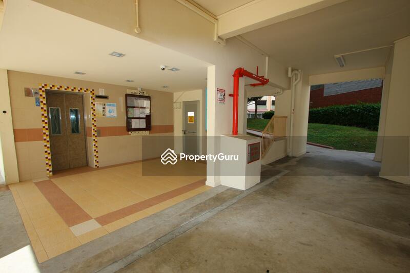 For Sale - 211 Serangoon Avenue 4