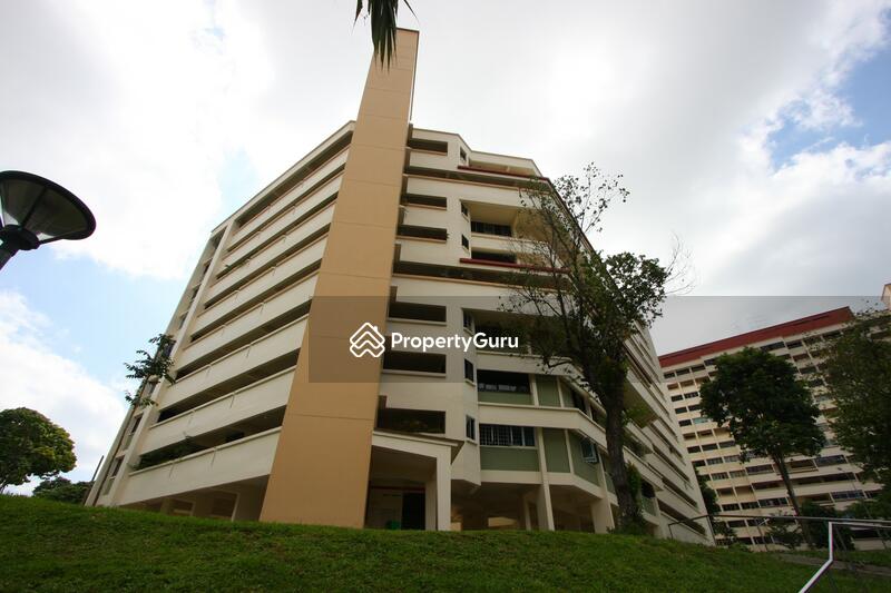 For Sale - 215 Serangoon Avenue 4