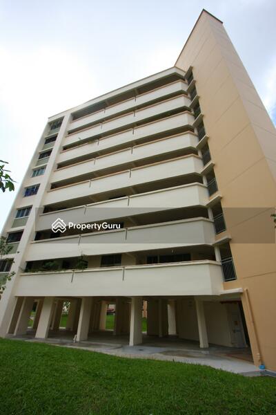 For Sale - 215 Serangoon Avenue 4