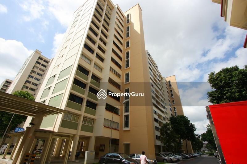 For Sale - 216 Serangoon Avenue 4