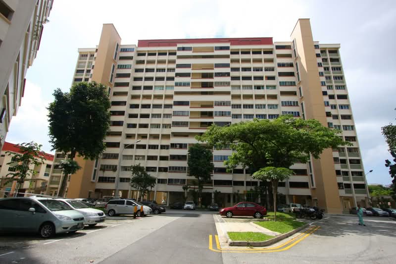 216 Serangoon Avenue 4