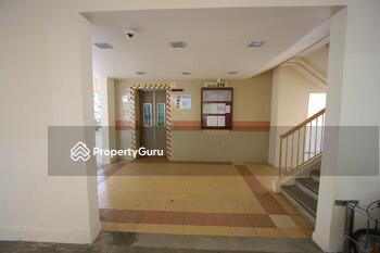 218 Serangoon Avenue 4