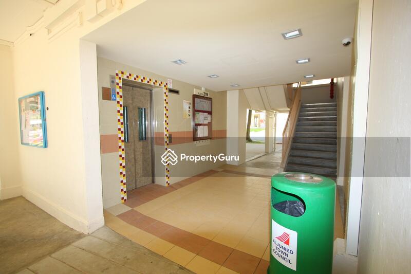 For Rent - 219 Serangoon Avenue 4