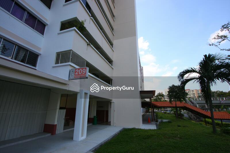 For Rent - 209 Serangoon Central