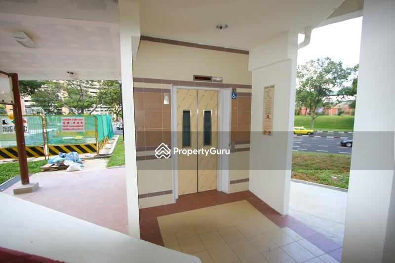 For Rent - 210 Serangoon Central