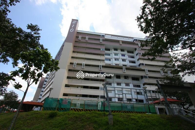 For Rent - 210 Serangoon Central