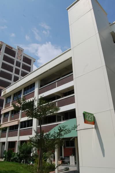 221 Simei Street 4, 221 Simei Street 4, 4 Bedrooms, 1,313 sqft, HDB Flat For Sale, by Vanessa Lim, 500147666 - PropertyGuru.com.sg