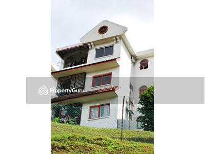 - Subang Jaya Lafite