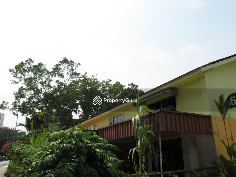 52 Stirling Road #0